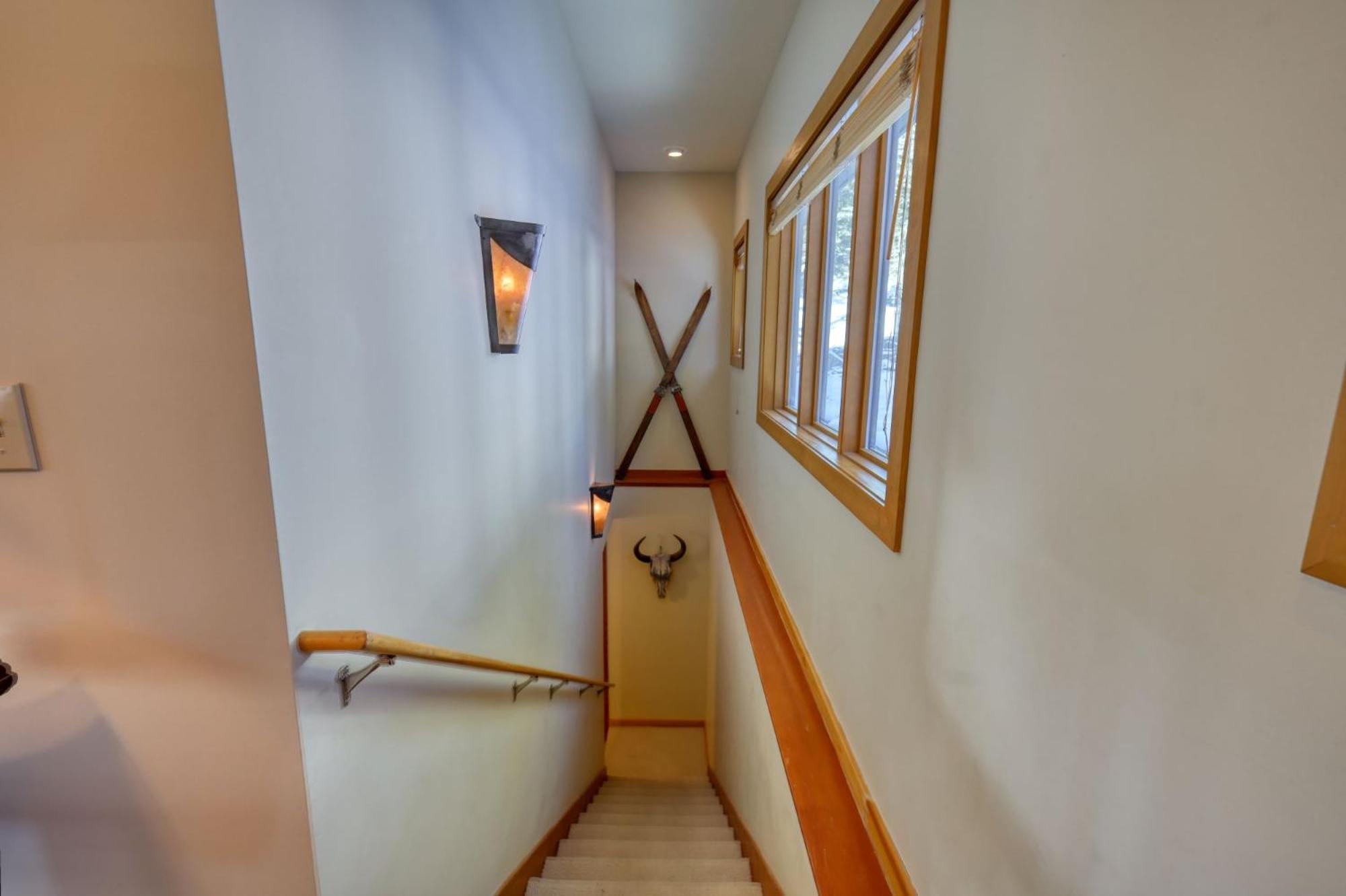 Rising Bull Lodge Big Sky Eksteriør bilde
